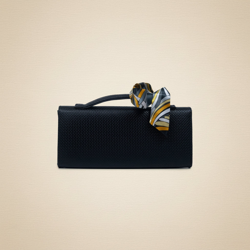 Élan Noir Hand Bag - Black